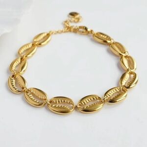 Gold cowrie shell bracelet, sea witch jewelry, jewellery gifts, mermaid jewelry